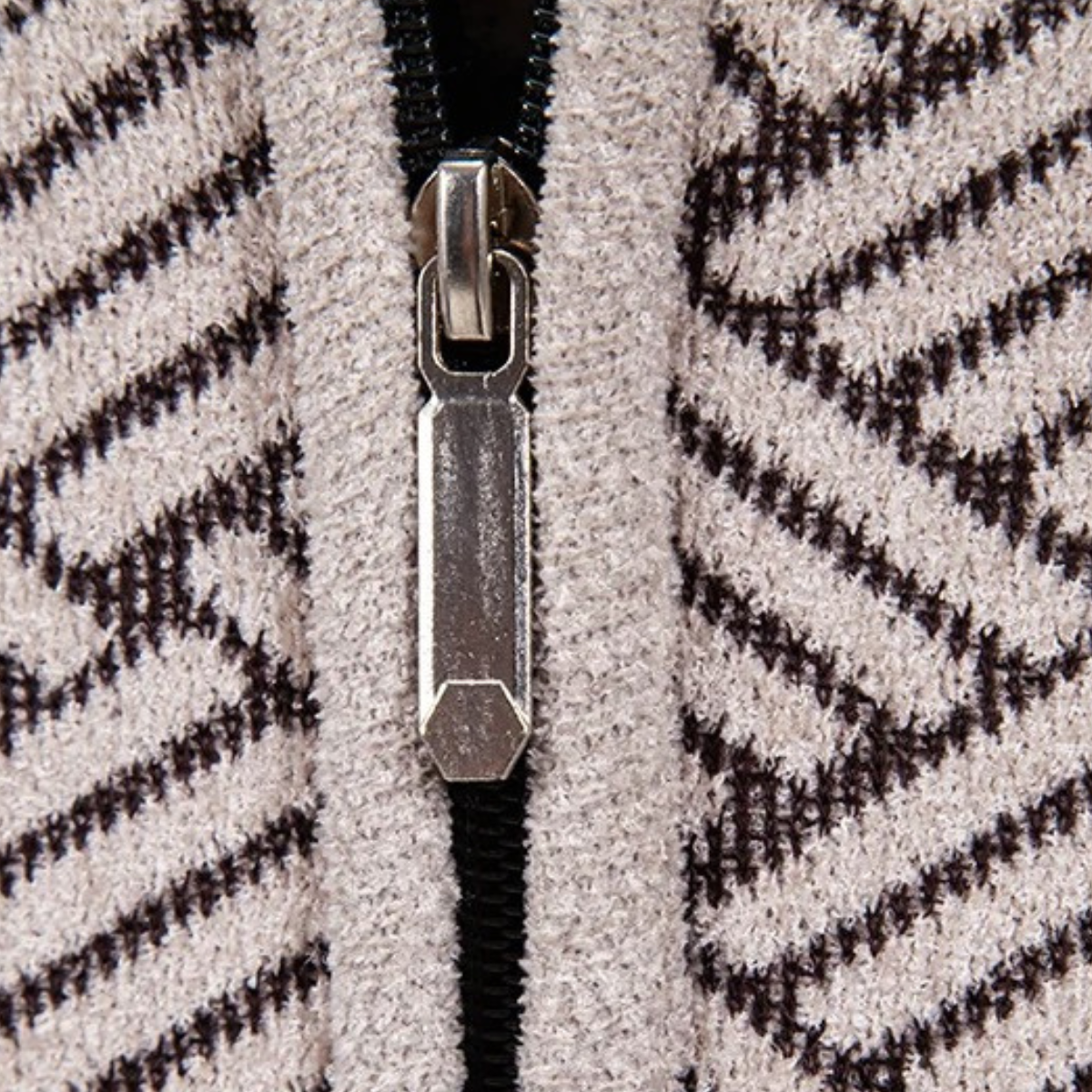 The Volterra Men’s Elegant Knit Diamond Pattern Jacket with Stand Collar