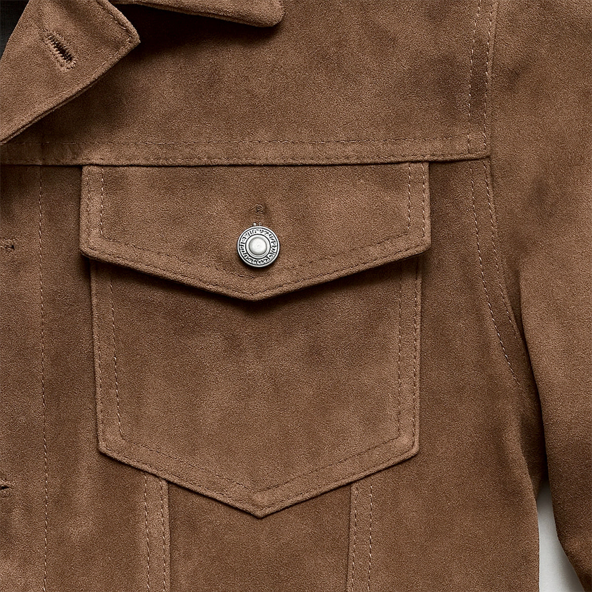 The Vintage Suede Cargo Jacket for Men — Lightweight Outdoor Style
