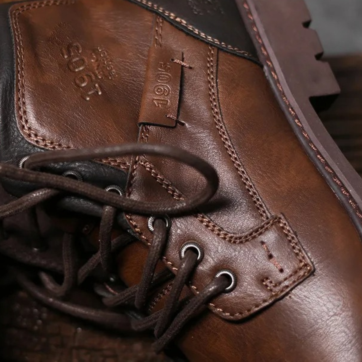 The Oakshade Men’s Leather Boots