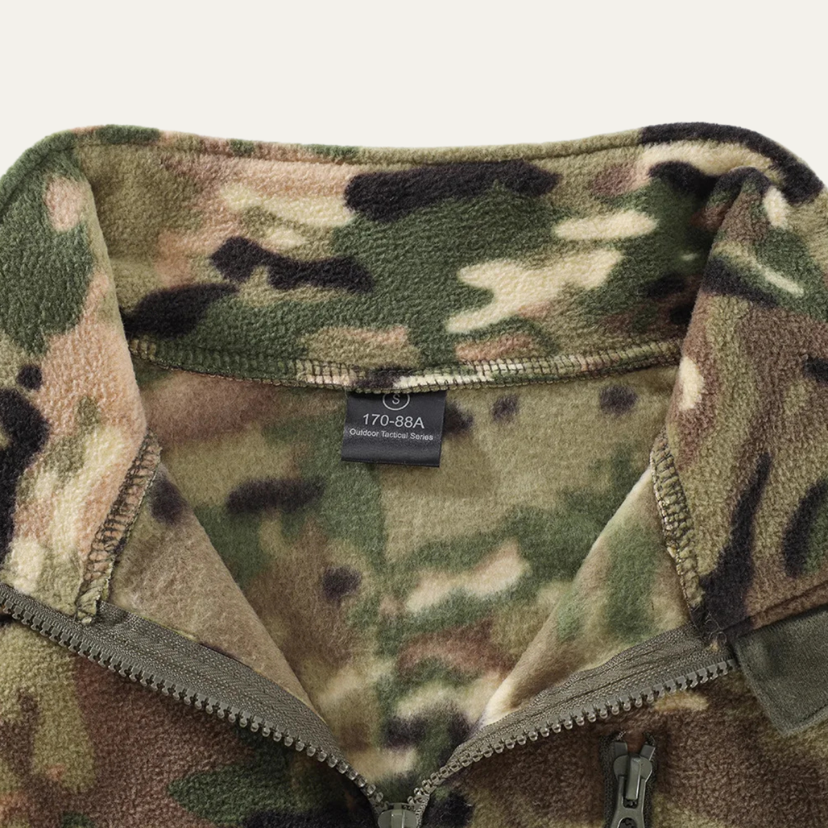 The Lecco Men’s Warm Outdoor Zip Up Fleece Camouflage Jacket