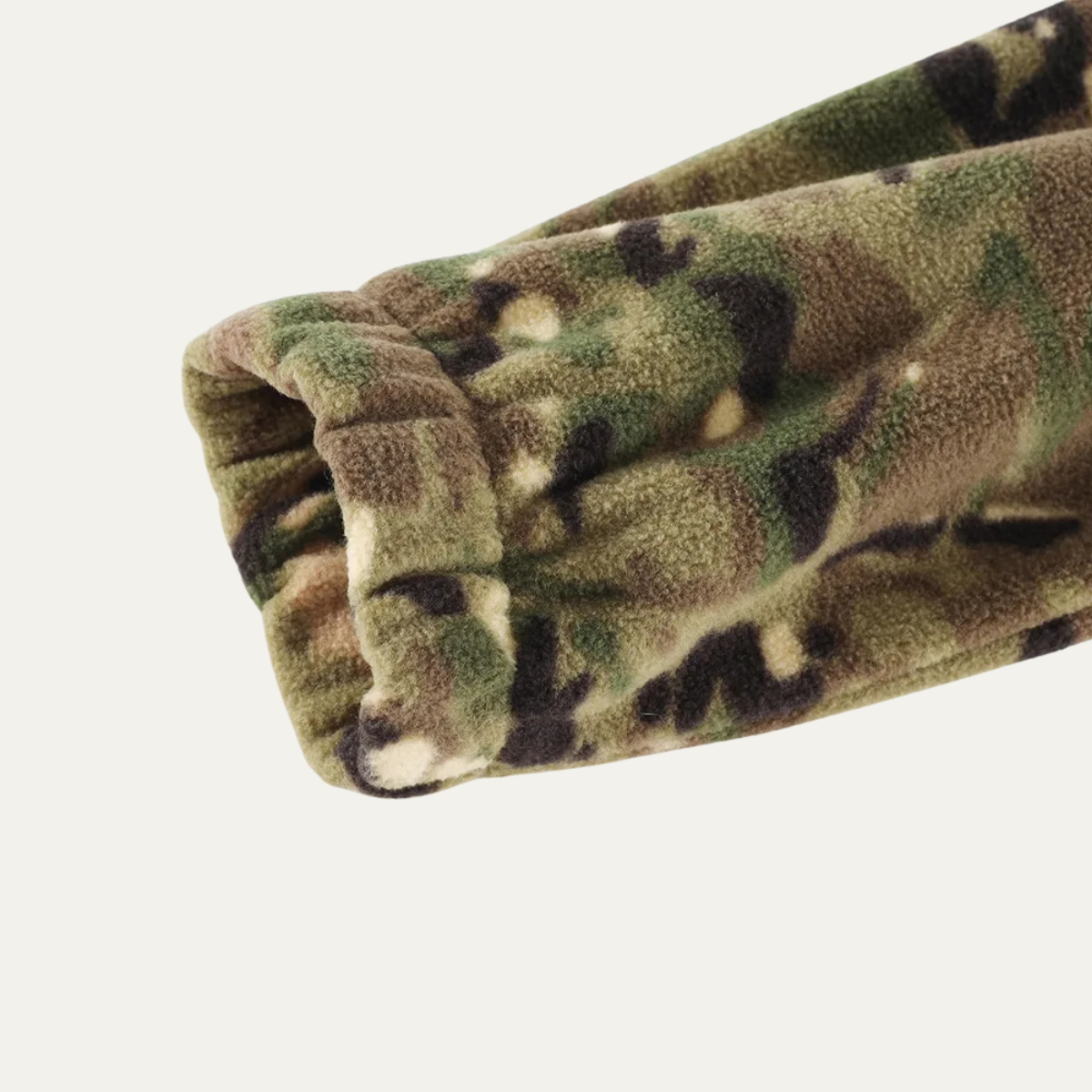 The Lecco Men’s Warm Outdoor Zip Up Fleece Camouflage Jacket