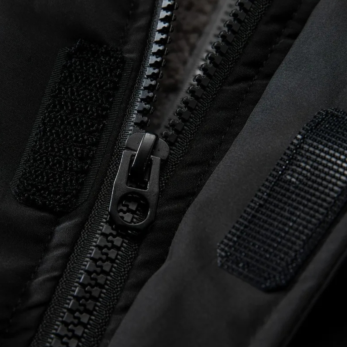 The Aviemore Men's Hooded Zip Up Puffer Jacket with Fleece Lining  – Black