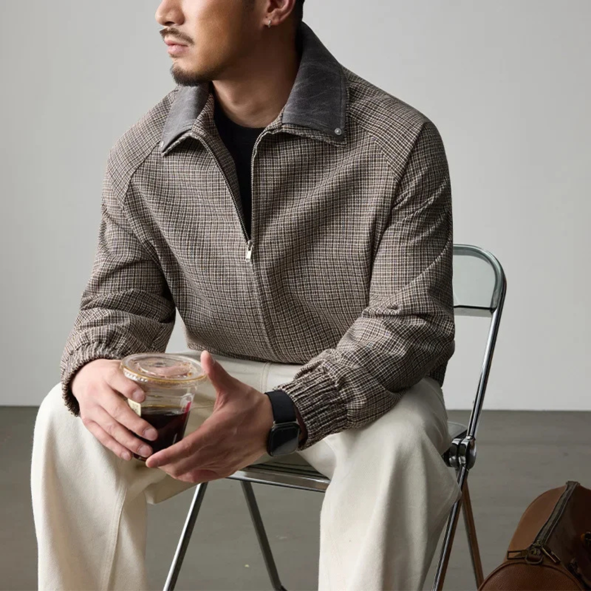 The Montmartre Men’s Casual Zip Up Loose Fit Plaid Jacket