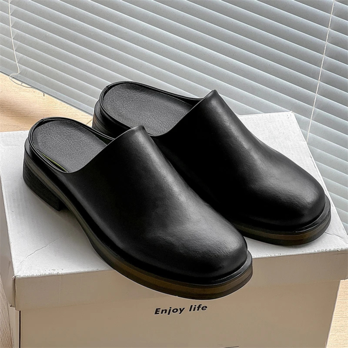 The Loughton Men's Black Leather Mule Slip-On Casual Clogs