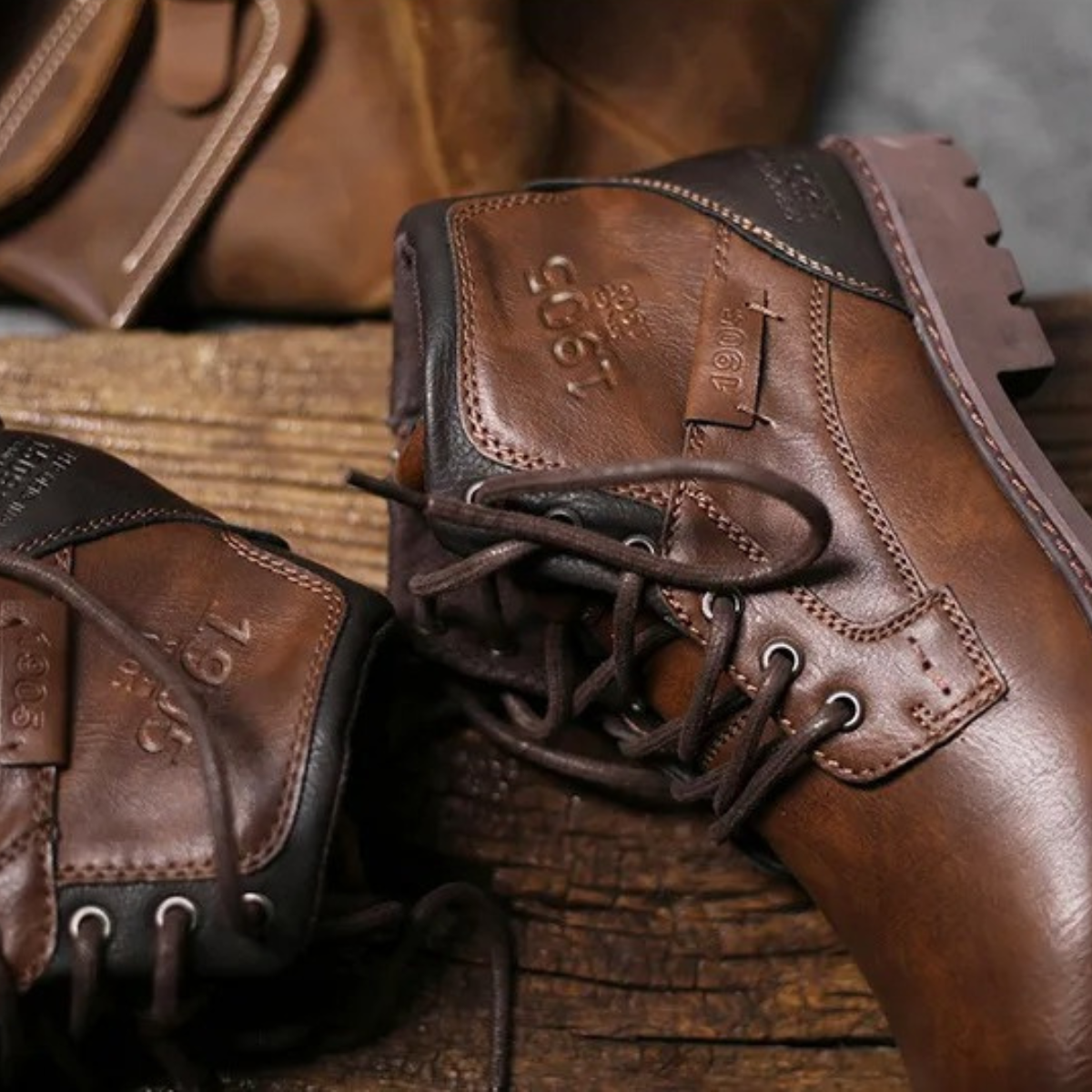 The Oakshade Men’s Military Combat Leather Boots
