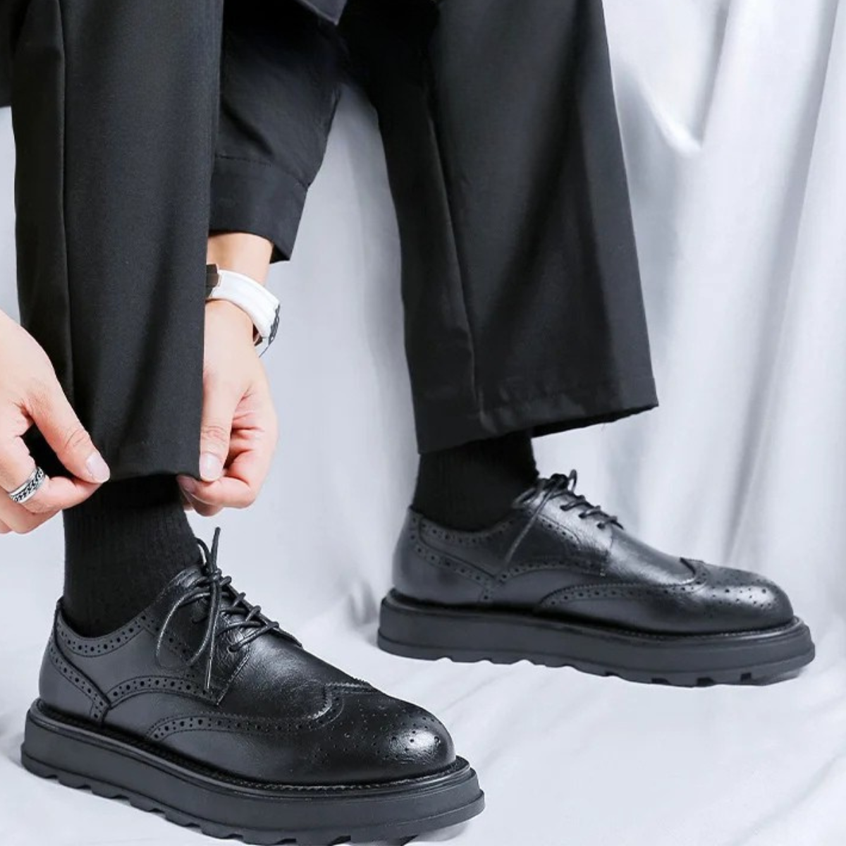 The Montalcino Men’s Leather Brogue Classic Lace Up Dress Shoes