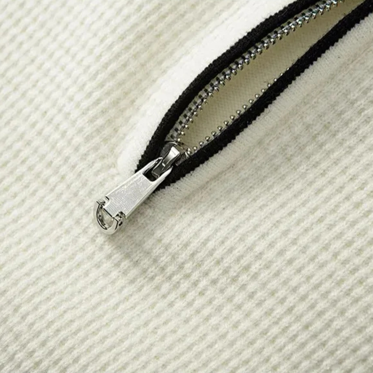 The Bologna Men’s Thick Fleece Half Zip Knitted Jumper