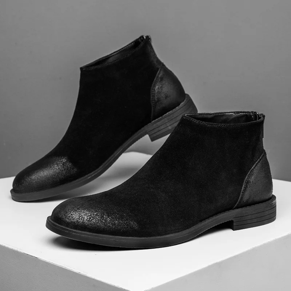The Posillipo Men’s Vintage Cowhide Leather Suede Ankle Boots