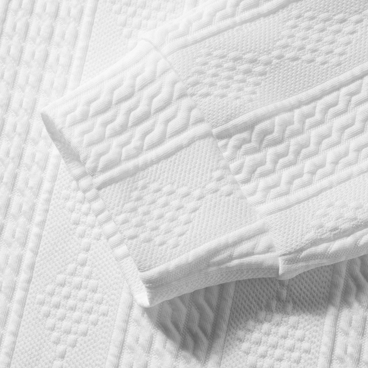 The Leighton Men’s White Quarter Zip Knit Jumper