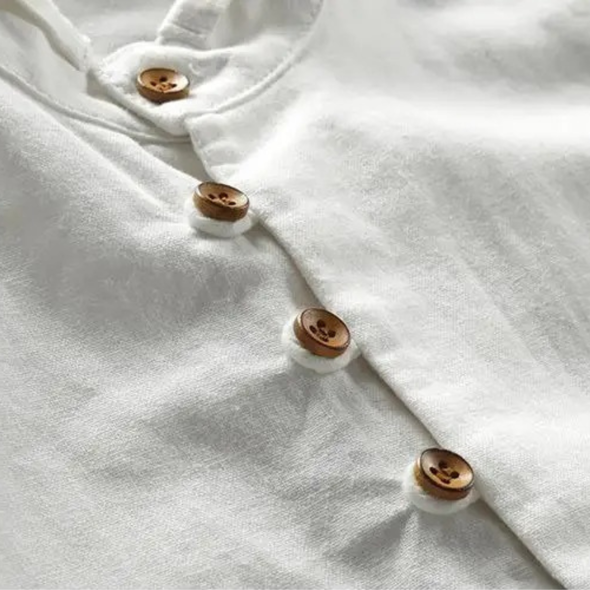 The San Teodoro Men’s Cotton Linen Button Up Collar Shirt