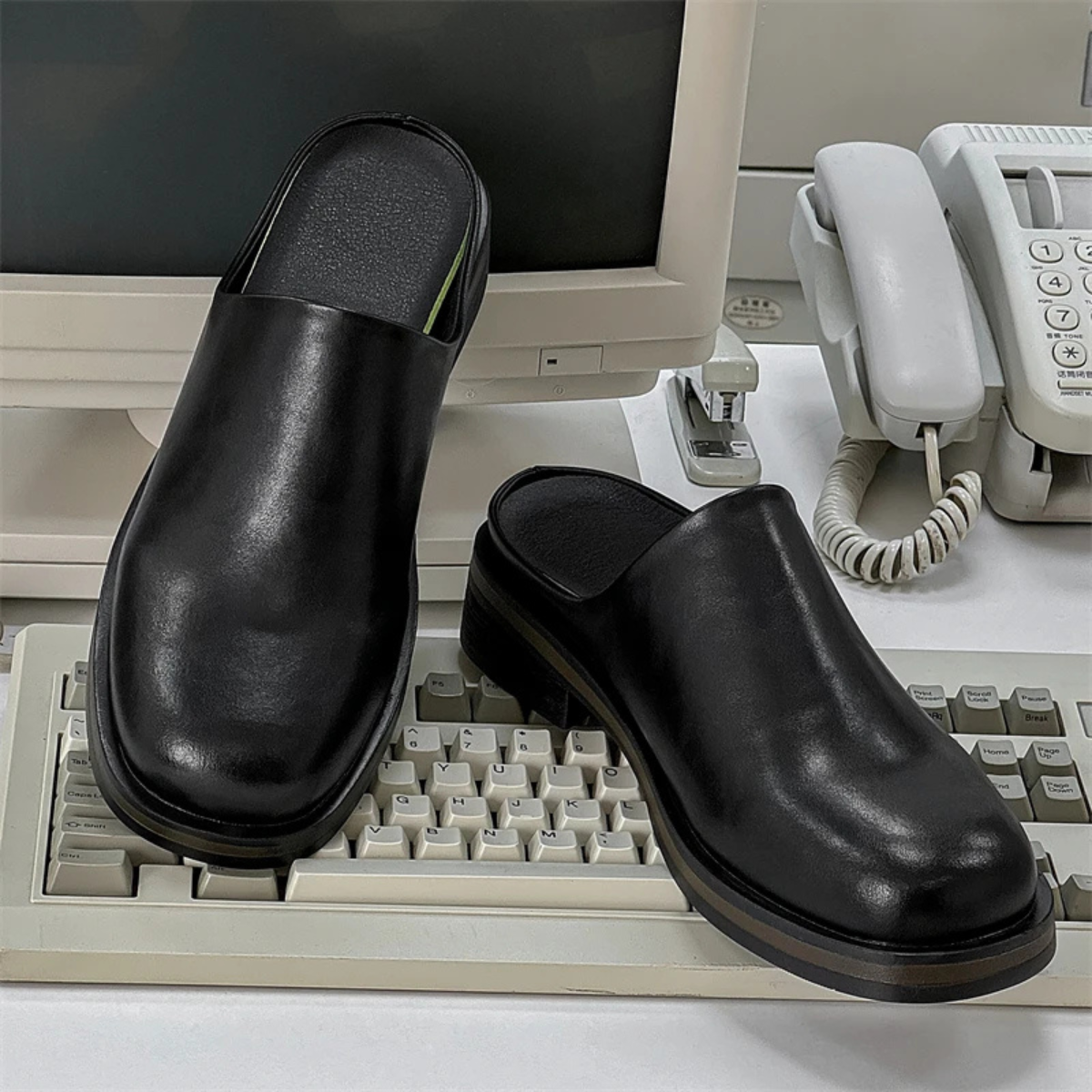 The Loughton Men's Black Leather Mule Slip-On Casual Clogs
