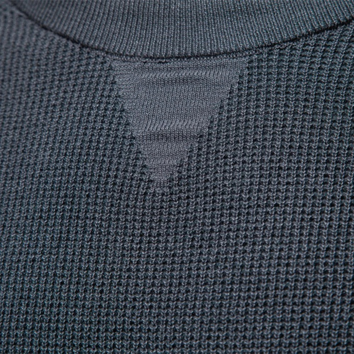 The Redmere Men’s Casual Soft Knit Slim Fit Jumper