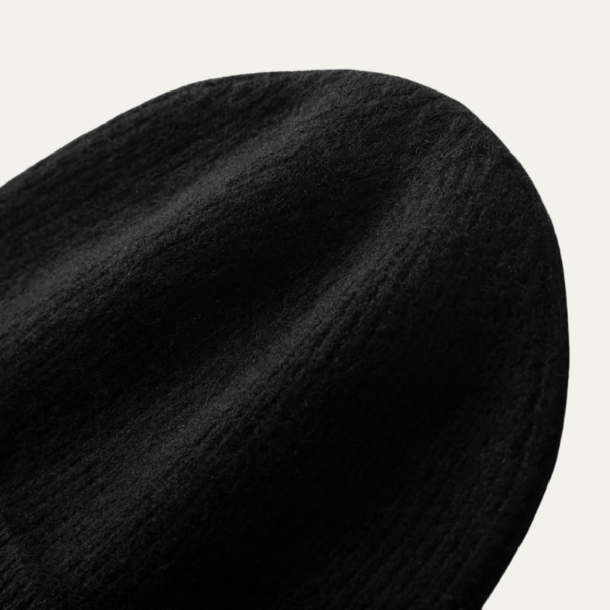 The Rockford Men's Soft Ribbed Knit Cashmere Beanie
