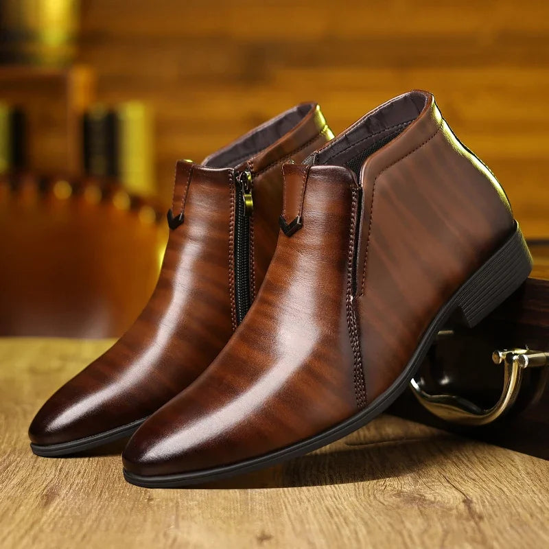 The Mantova Men's Pointed Toe Vintage Leather Ankle  Boots
