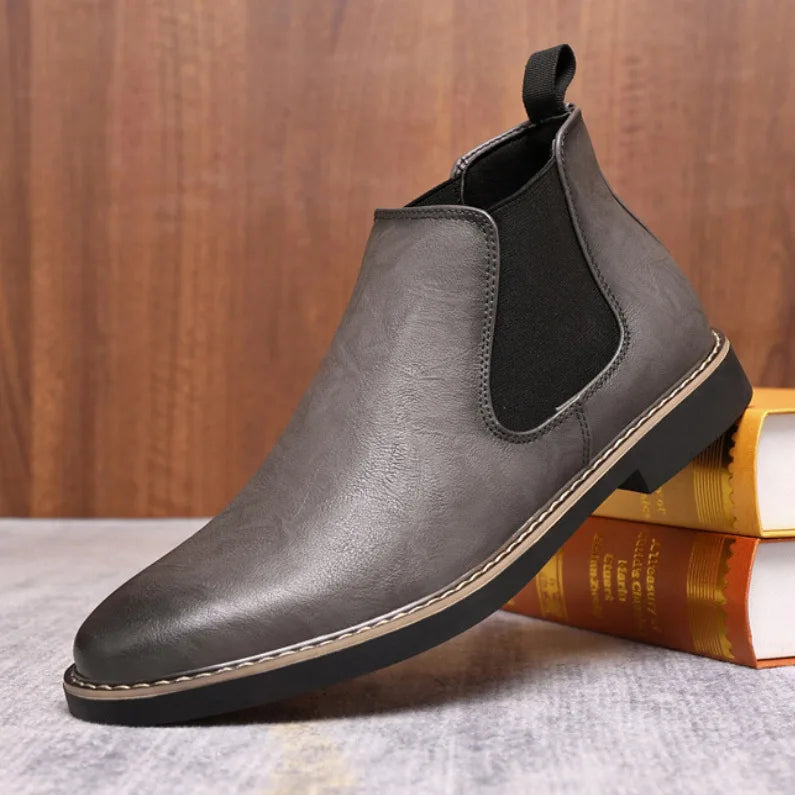 The Fort William Men's Stylish Comfortable Leather Chelsea Boots